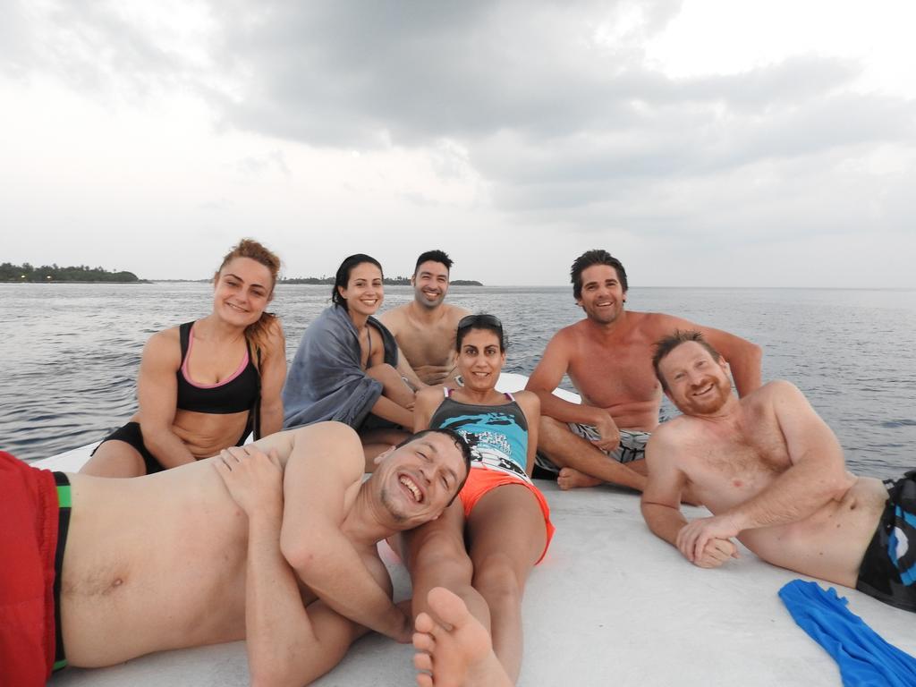 A Pousada Natural Surf House Himmafushi Exterior foto