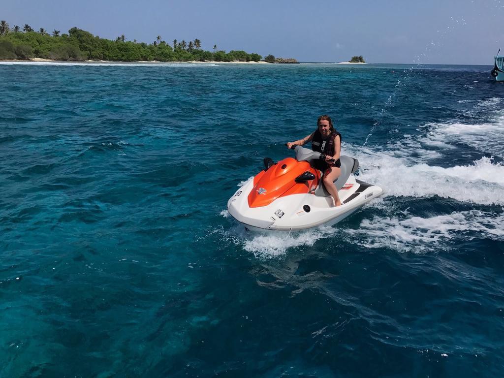 A Pousada Natural Surf House Himmafushi Exterior foto
